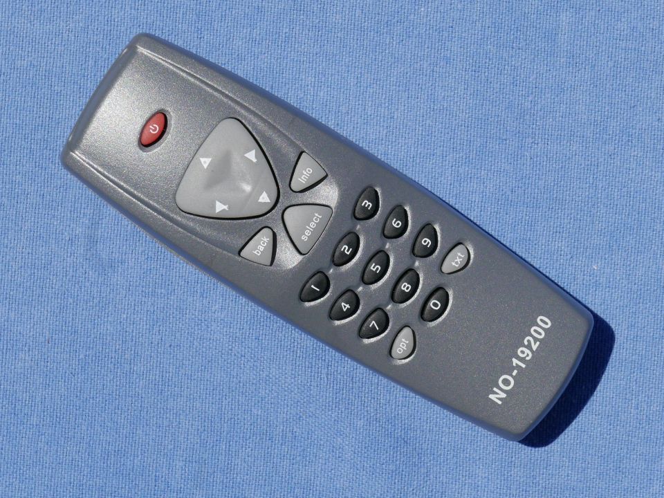 Ersatz-Fernbedienung für Nokia 262 5864-62 (Mediamaster ...)