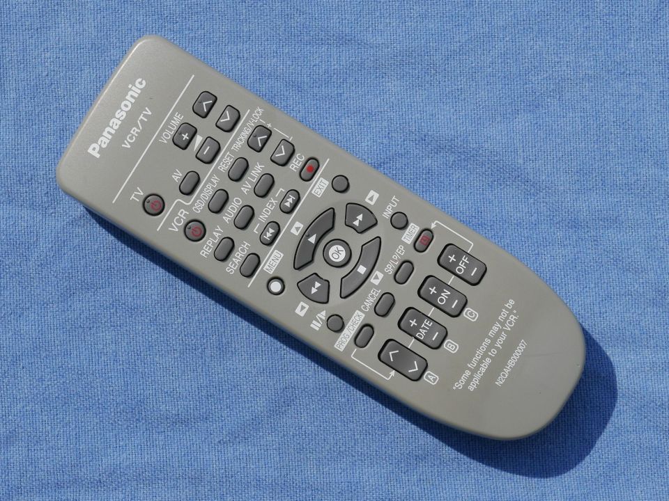 Fernbedienung Panasonic N2QAHB000007 Fernbedienung Panasonic N2QAHB000007